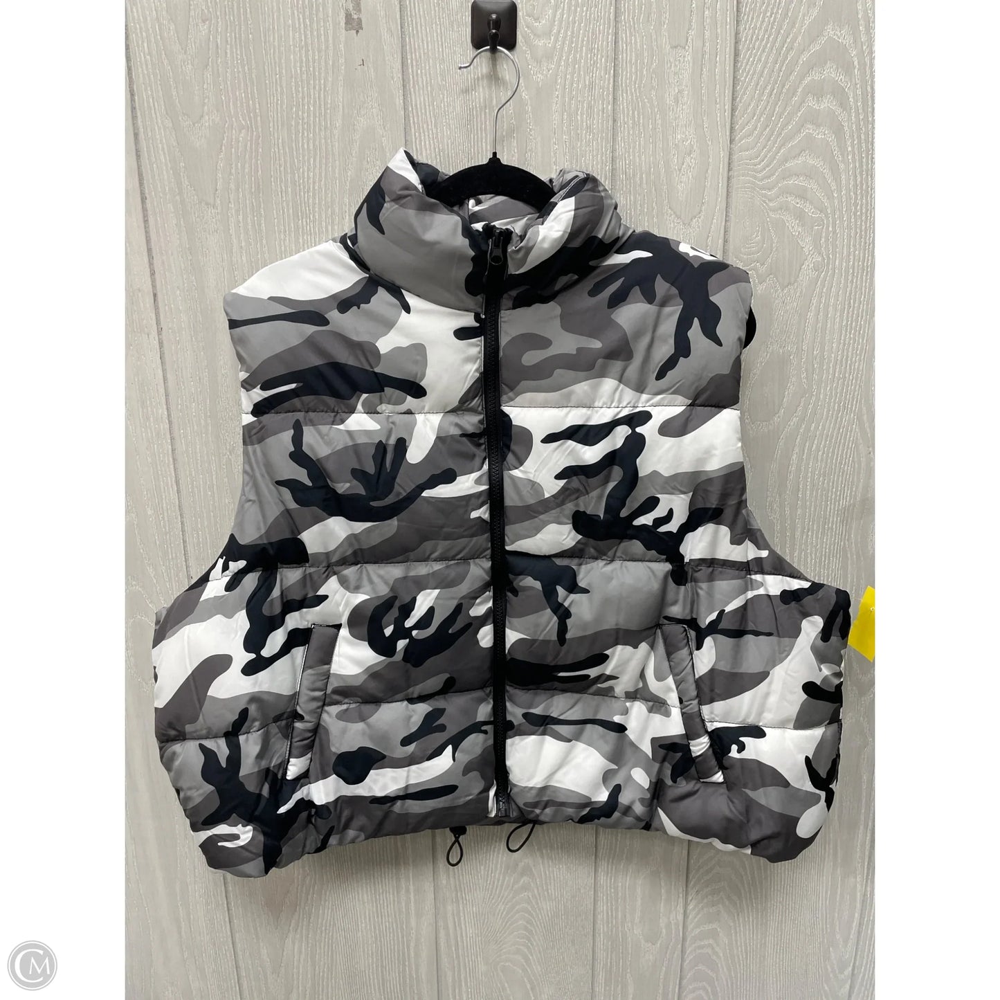 Vest Puffer & Quilted By Almost Famous In Camouflage Print, Size: 3x