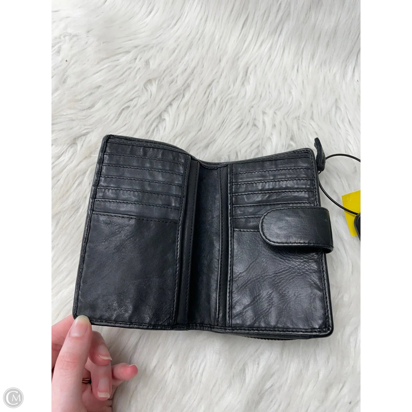 Wallet Leather By Clothes Mentor, Size: Medium