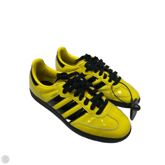 Shoes Sneakers By Adidas In Black & Yellow, Size: 8.5