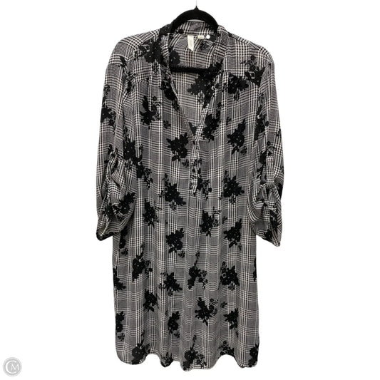 Dress Casual Short By Tacera In Black & Grey, Size: 3x