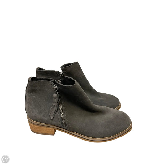 Boots Ankle Heels By Blondo In Grey, Size: 7.5