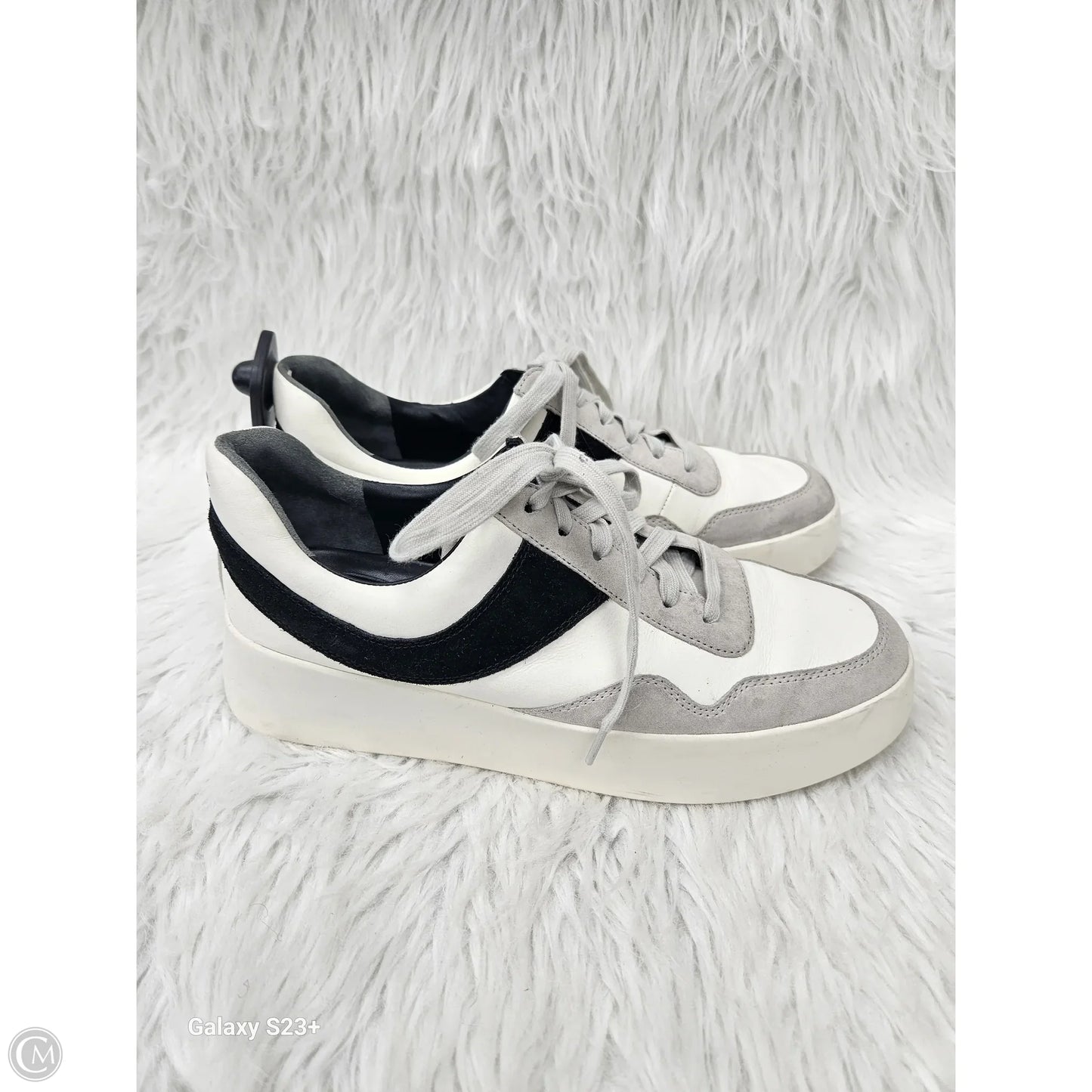 Shoes Sneakers By Vince Camuto In Grey & White, Size: 9