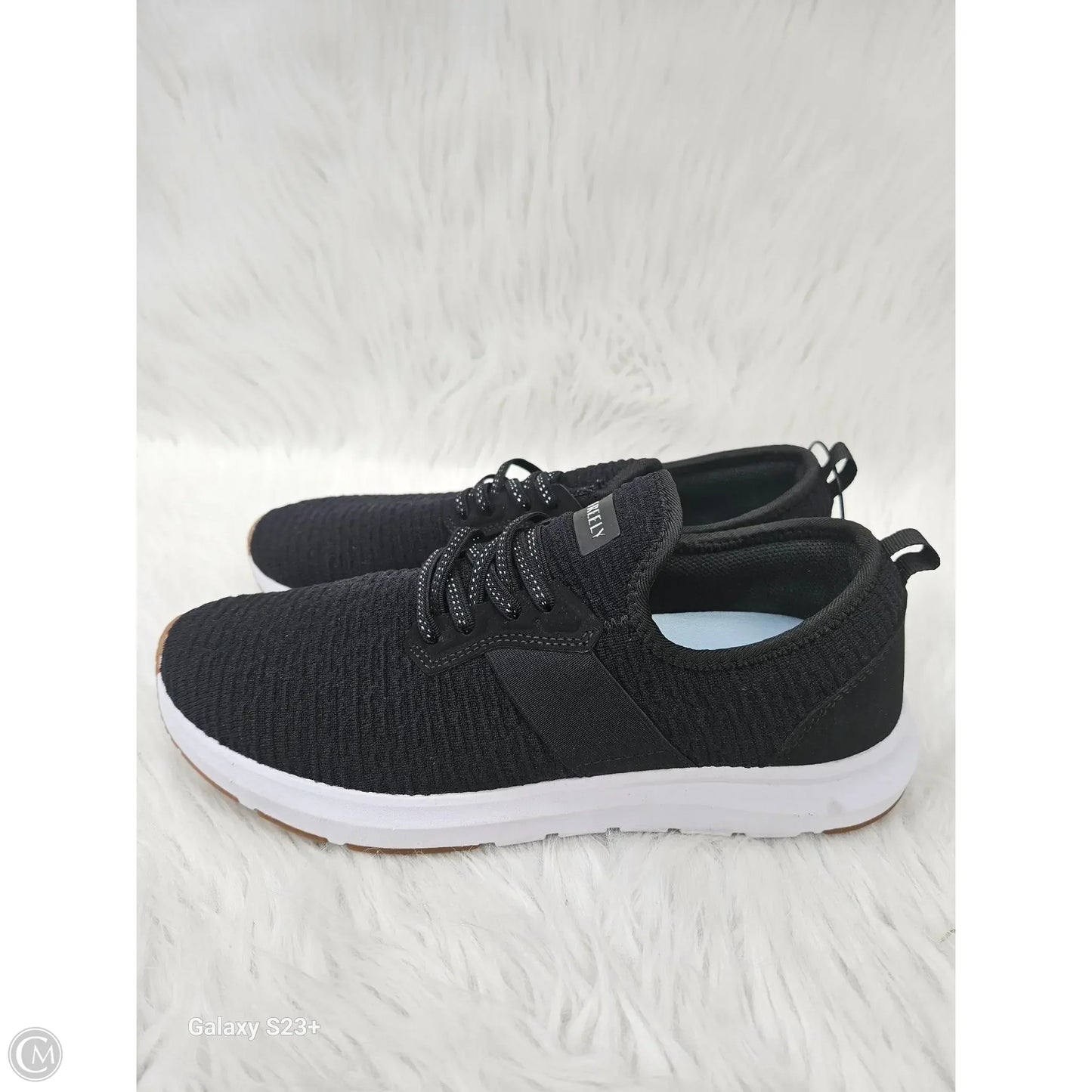 Shoes Sneakers By Freely In Black, Size: 9