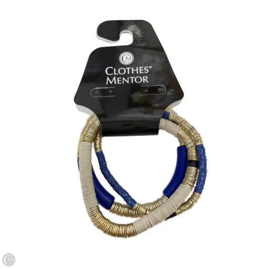 Bracelet Bangle By Clothes Mentor, Size: 03 Piece Set