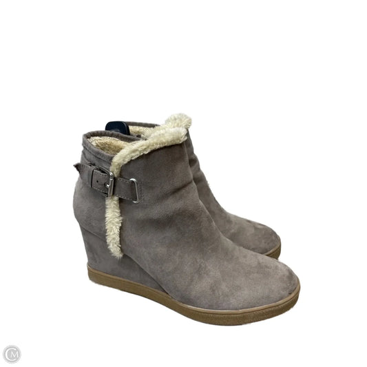 Shoes Heels Wedge By Unisa In Taupe, Size: 9