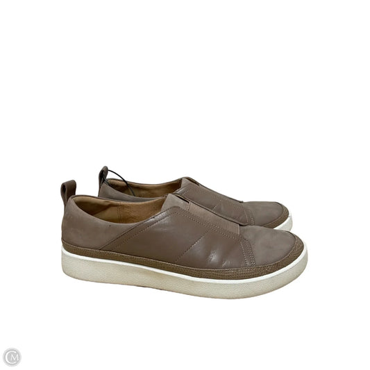 Shoes Flats By Vionic In Taupe, Size: 10