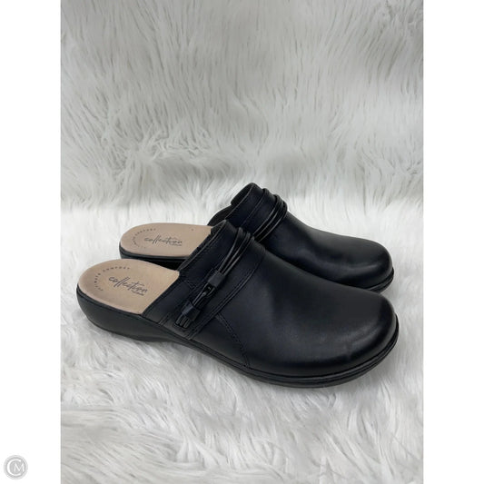 Shoes Flats By Clarks In Black, Size: 11