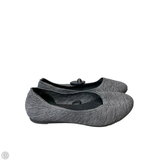 Shoes Flats By Jelly Pop In Grey, Size: 10