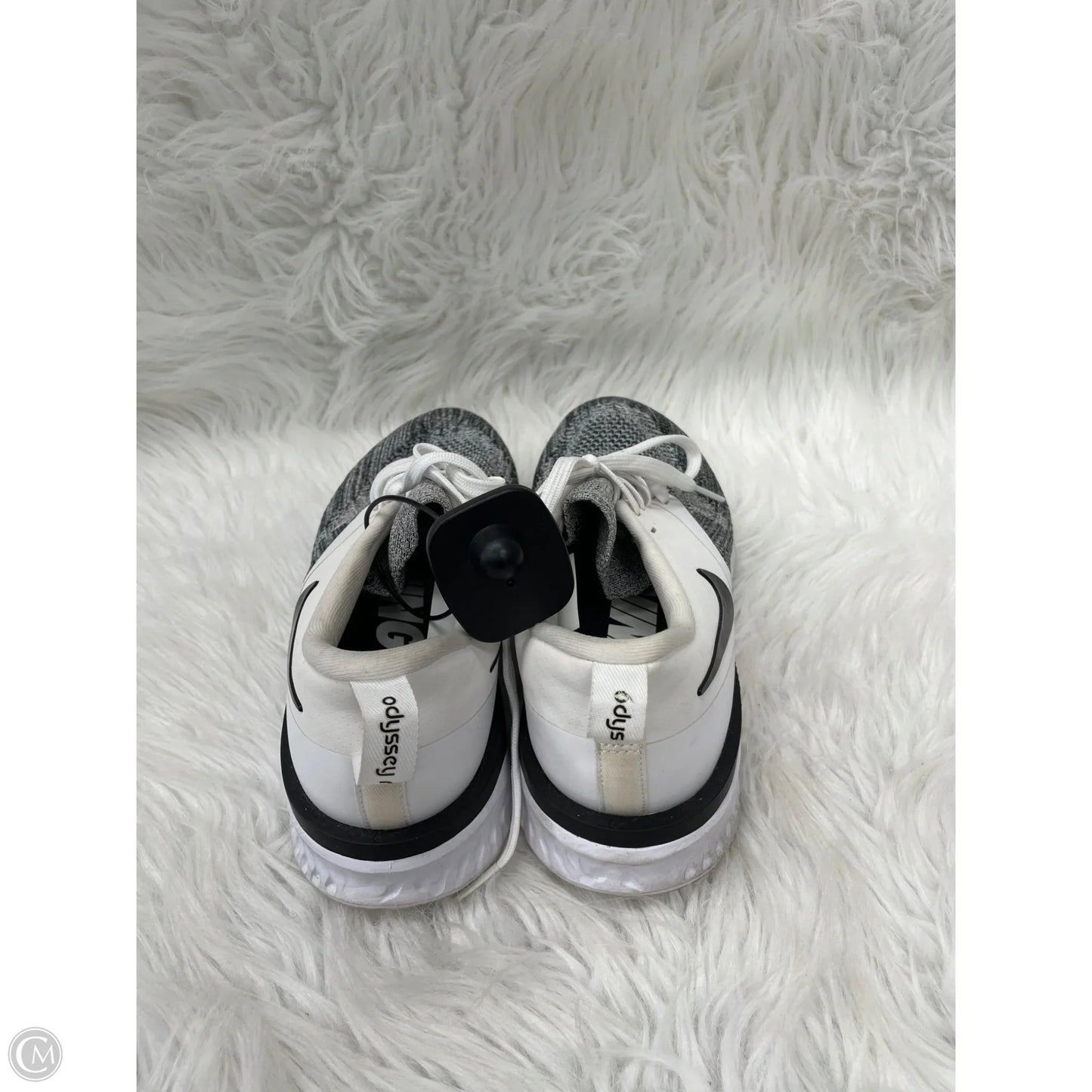 Shoes Athletic By Nike In Cream & Grey, Size: 8.5