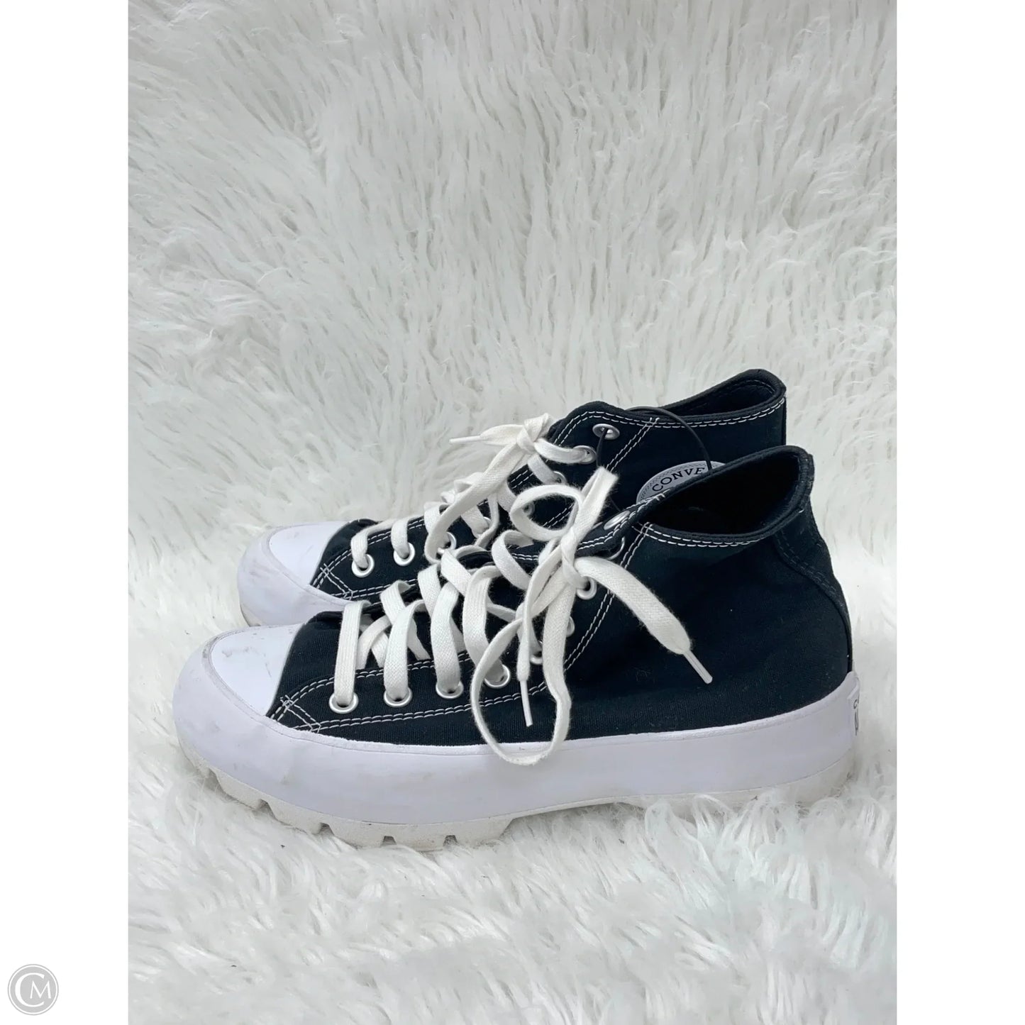 Shoes Sneakers By Converse In Black & White, Size: 9