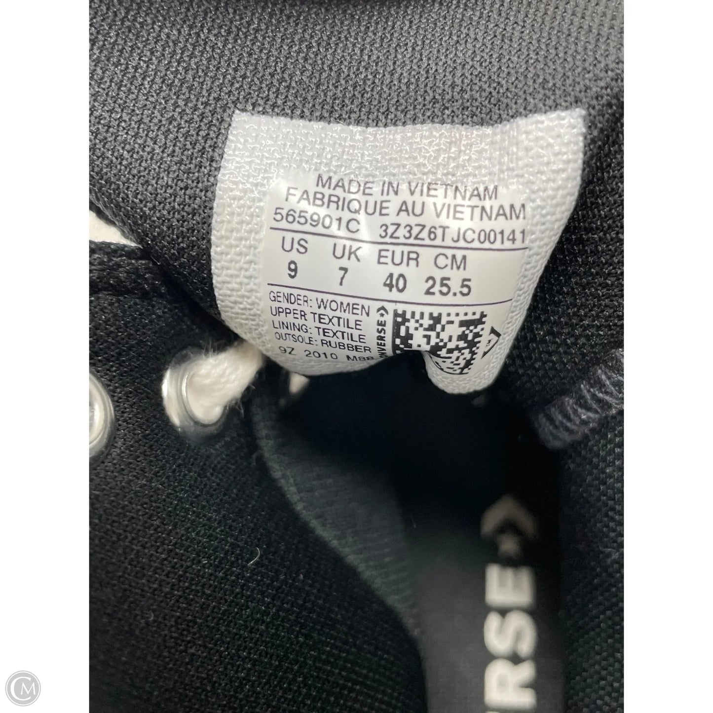 Shoes Sneakers By Converse In Black & White, Size: 9