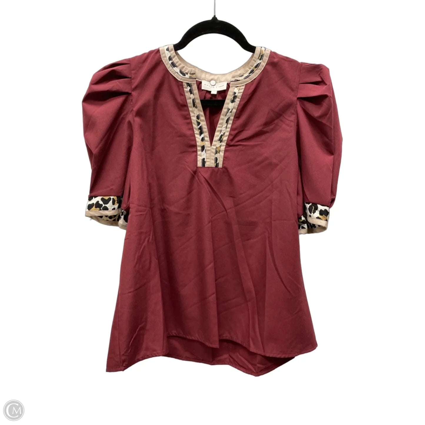 Top Short Sleeve By Entro In Maroon, Size: S
