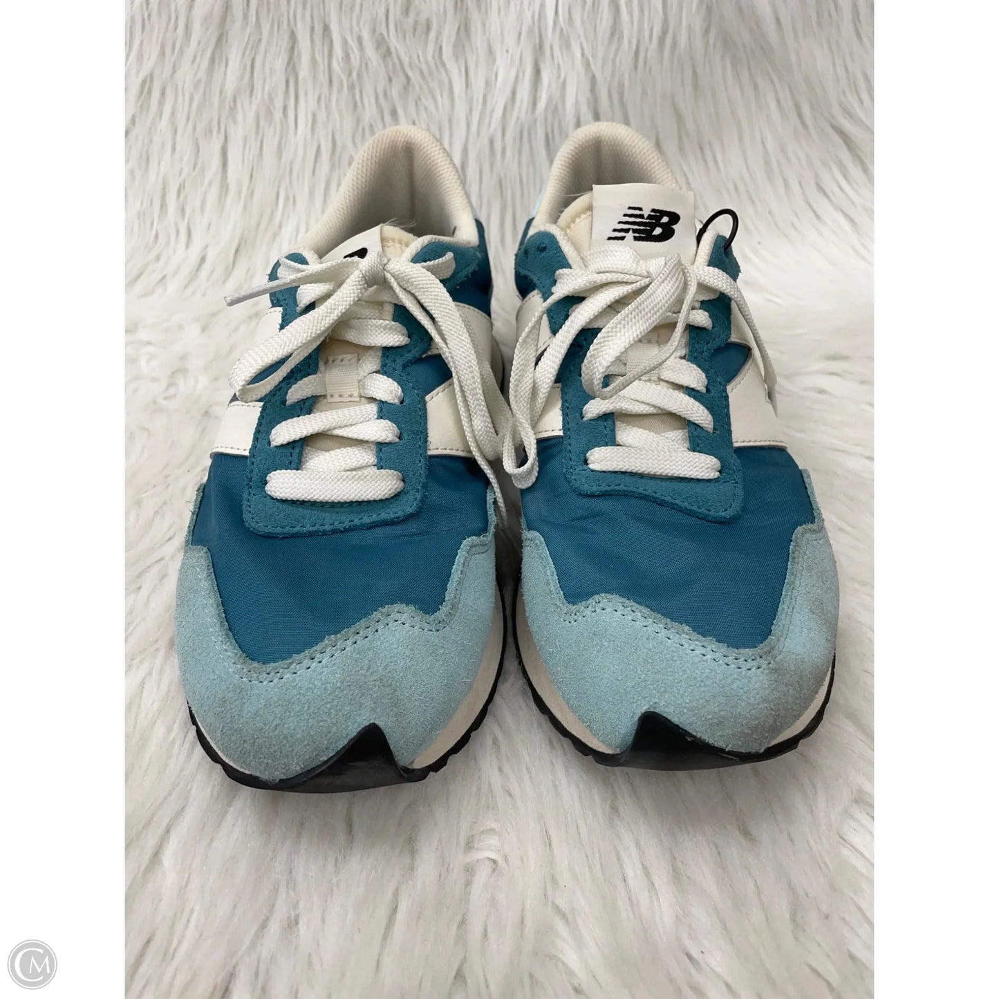 Shoes Athletic By New Balance In Black & White, Size: 9