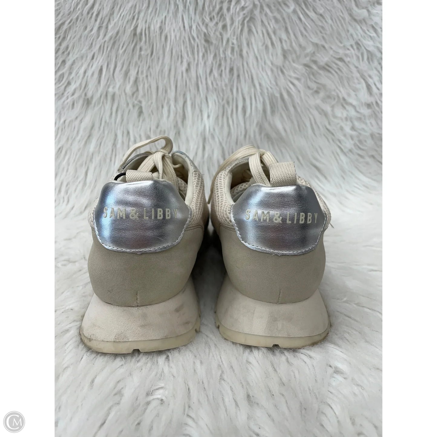 Shoes Sneakers By Sam And Libby In Cream & Grey, Size: 10