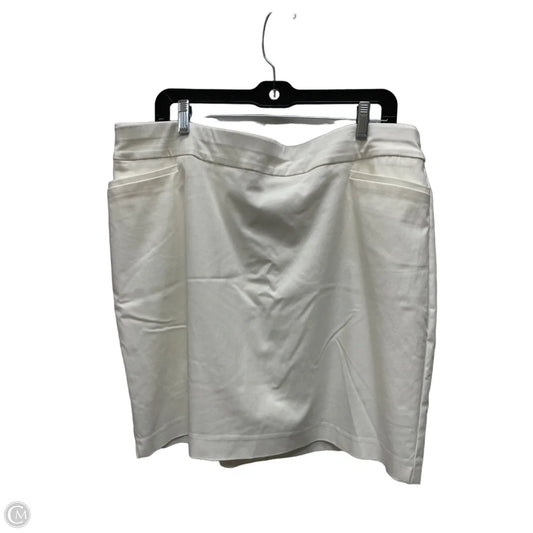 Skort By Chicos In Cream, Size: 16