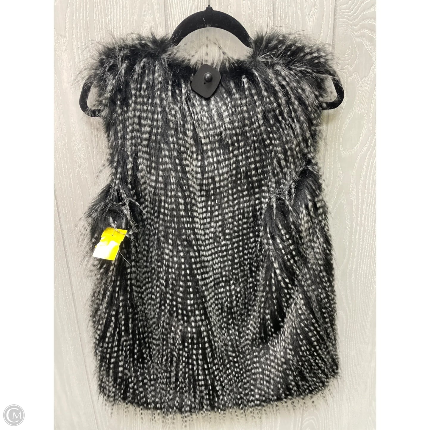 Vest Faux Fur & Sherpa By Gianni Bini In Black & Grey, Size: S
