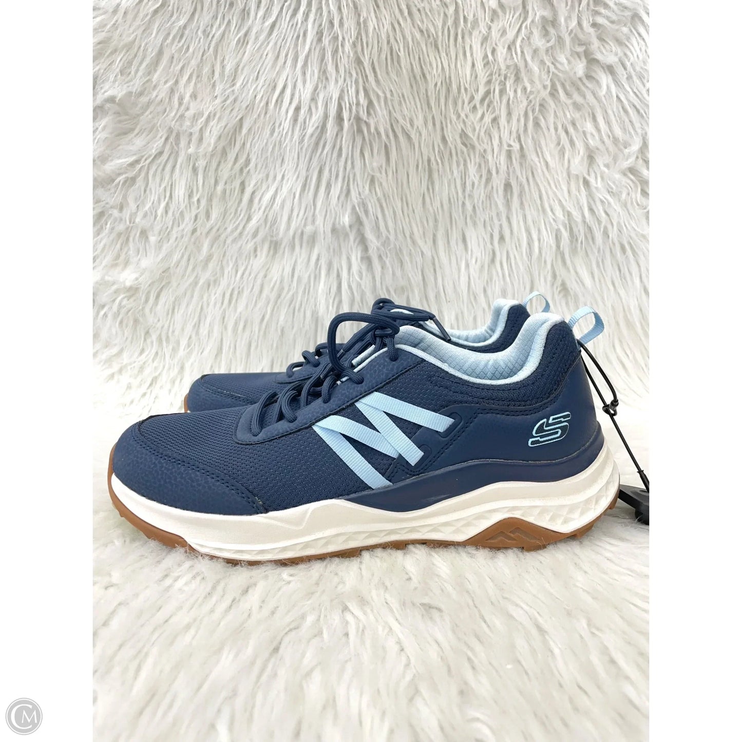 Shoes Athletic By Skechers In Blue & White, Size: 9