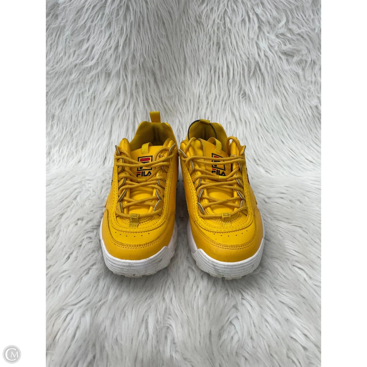 Shoes Sneakers By Fila In White & Yellow, Size: 7.5