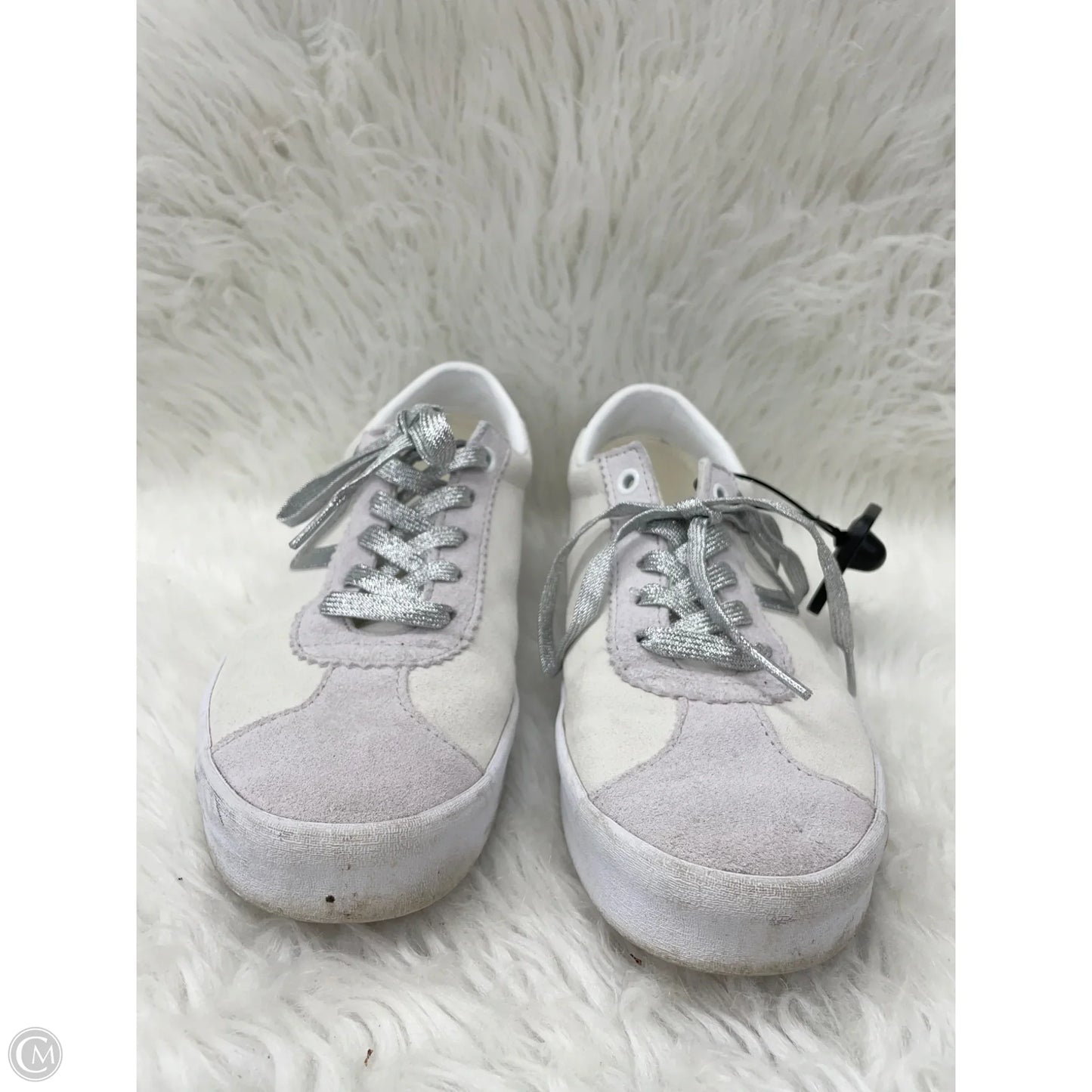 Shoes Sneakers By Vans In White, Size: 9