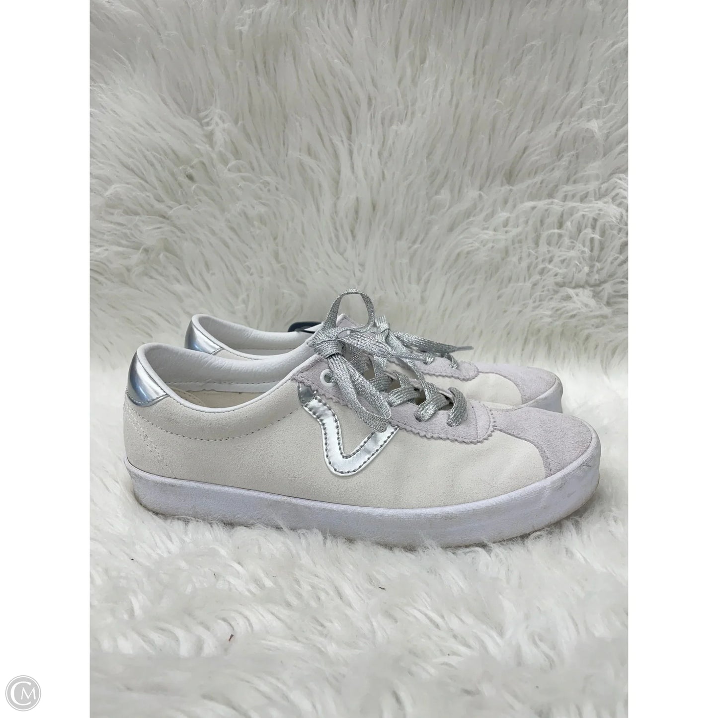 Shoes Sneakers By Vans In White, Size: 9