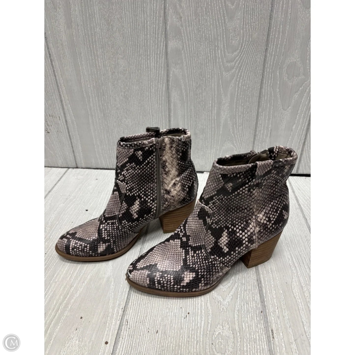 Boots Ankle Heels By Carlos By Carlos Santana In Snakeskin Print, Size: 6.5