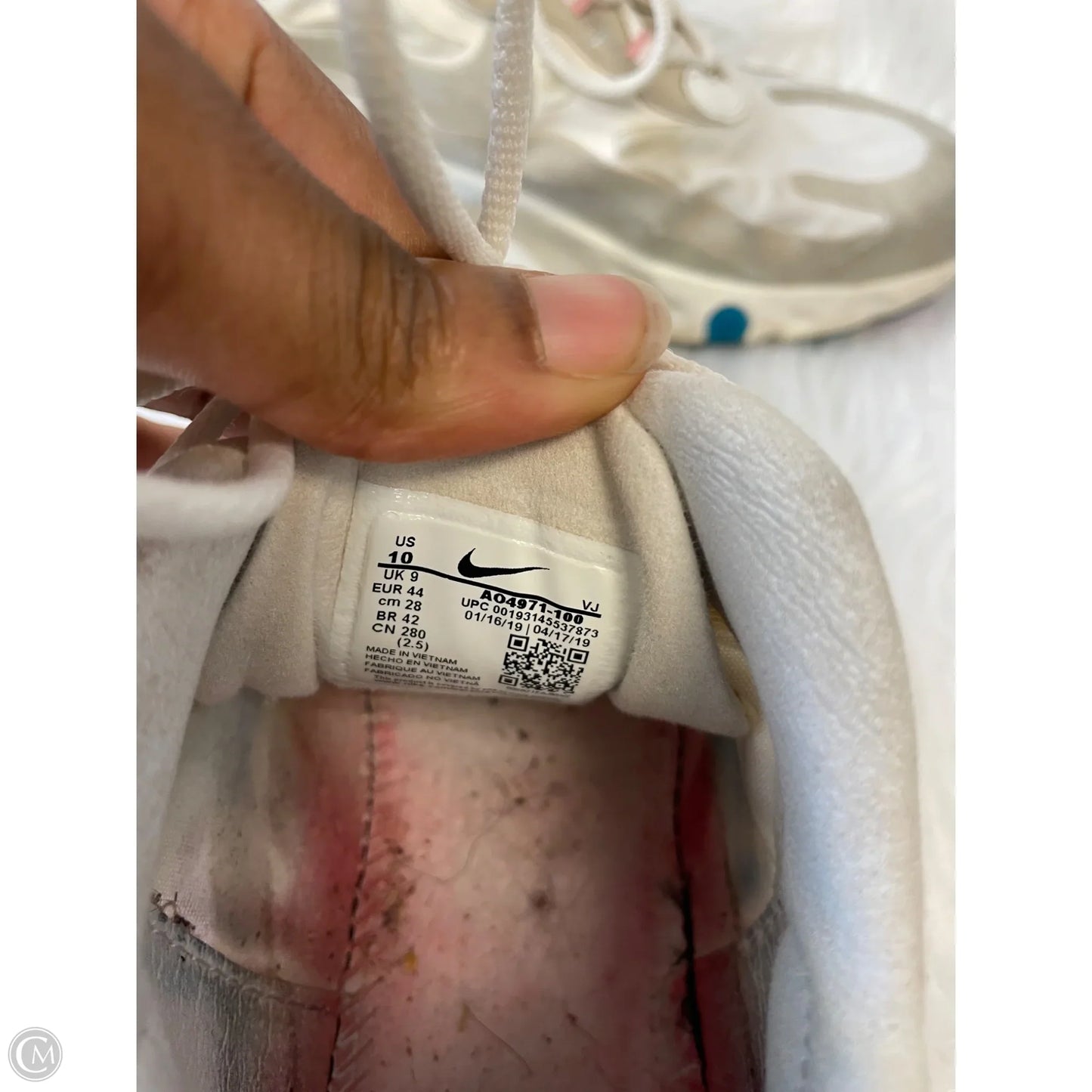 Shoes Athletic By Nike In Grey, Size: 10