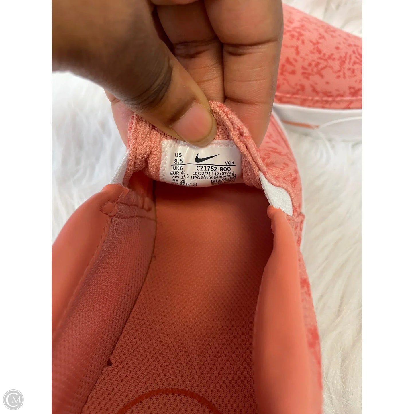 Shoes Flats By Nike In Peach, Size: 8.5