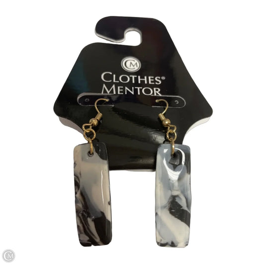 Earrings Dangle/drop By Clothes Mentor