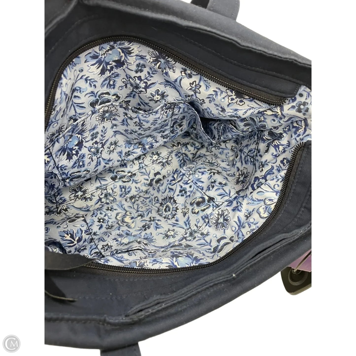Handbag By Vera Bradley, Size: Medium