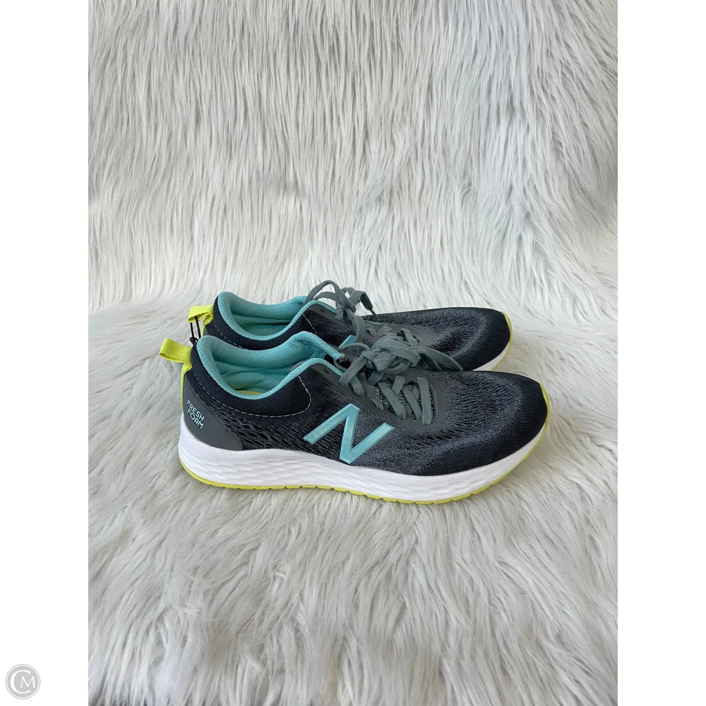 Shoes Athletic By New Balance In Blue & Grey, Size: 9.5