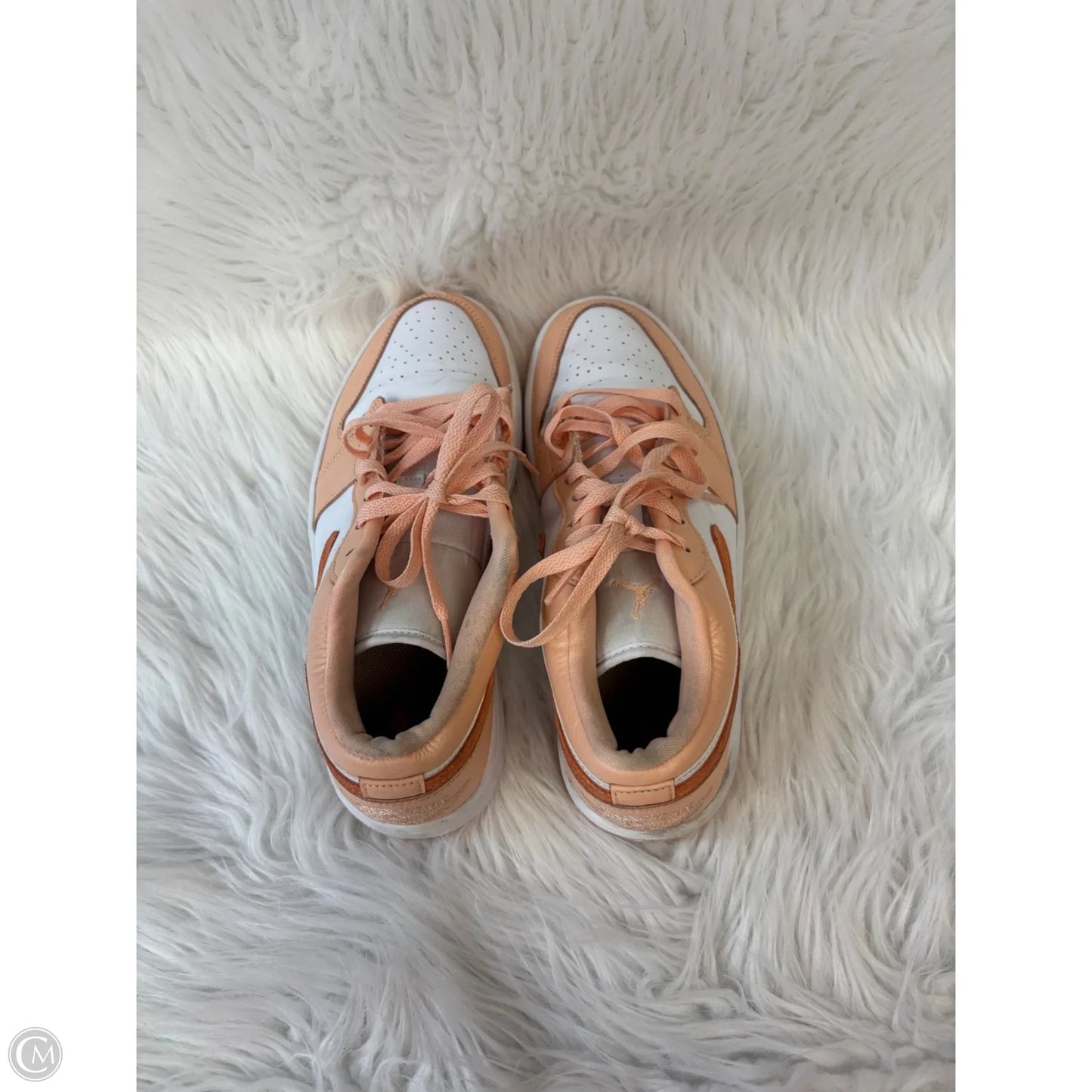 Shoes Sneakers By Nike In Peach, Size: 9