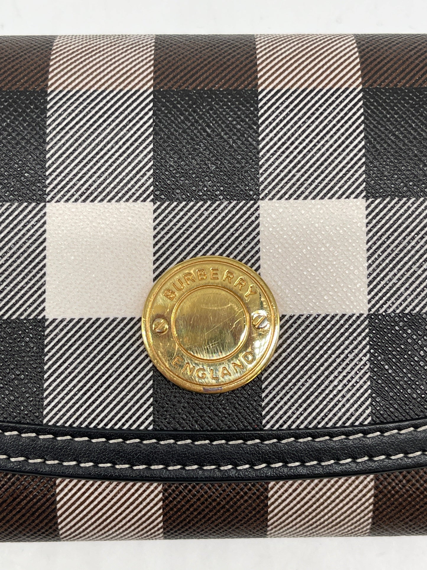 Wallet Luxury Designer By Burberry, Size: Medium