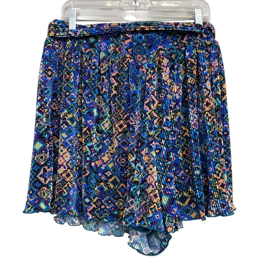 Shorts By Vici In Multi, Size:16