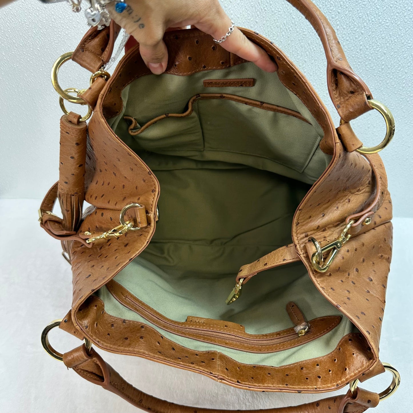 Handbag Leather By GILI, Size: Medium