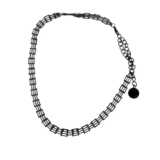 Belt By Clothes Mentor In Black