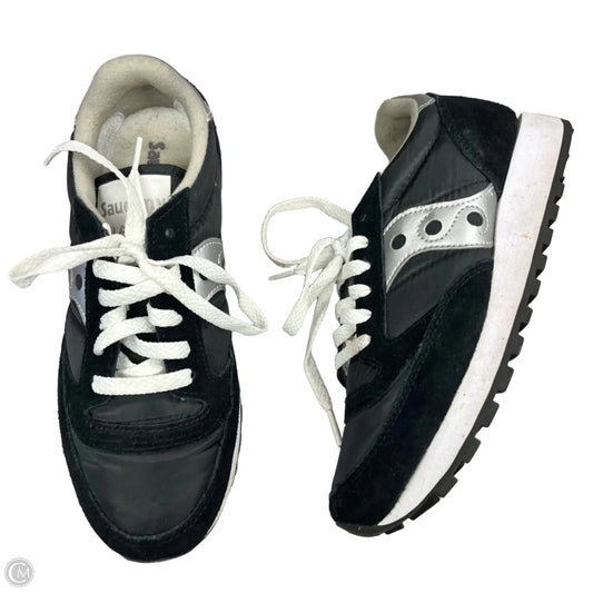 Shoes Sneakers By Saucony In Black, Size: 7