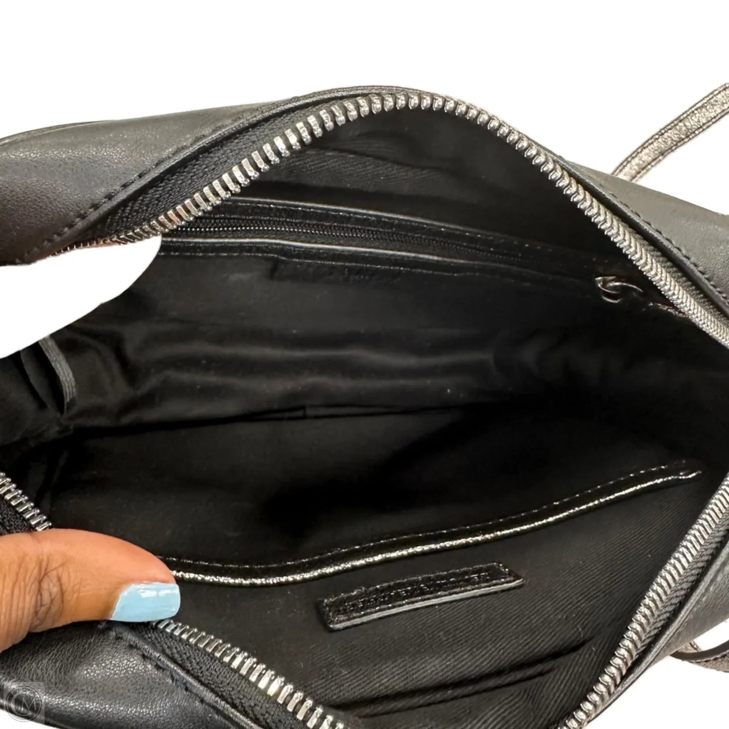 Handbag By Gili, Size: Medium