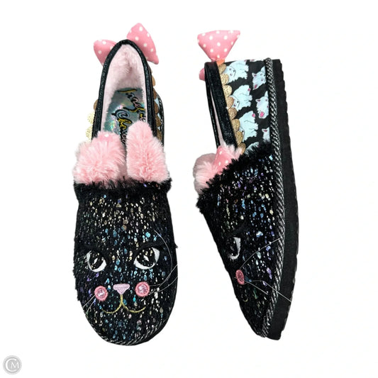 Shoes Flats By Irregular Choice In Black & Pink, Size: 10.5