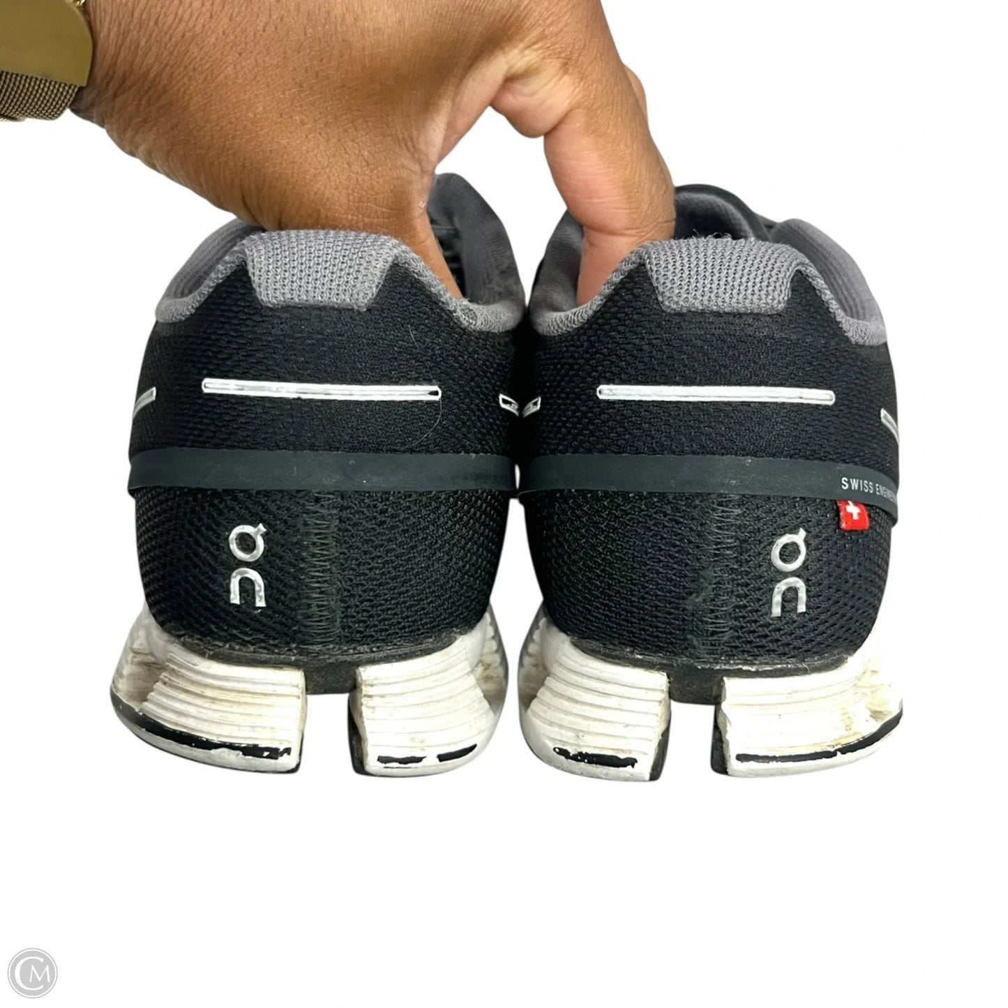 Shoes Athletic By On In Black & Grey, Size: 7.5
