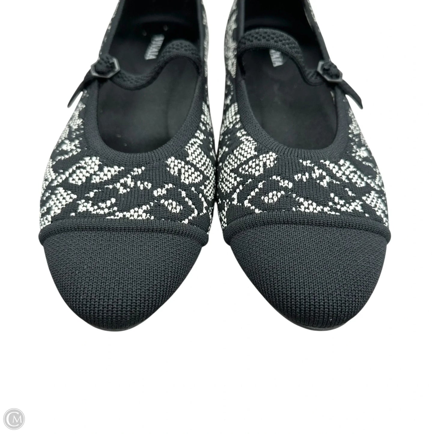 Shoes Flats By Vivaia In Black & Cream, Size: 9.5