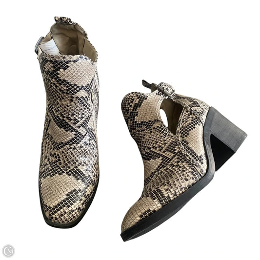 Boots Ankle Heels By Mia In Snakeskin Print, Size: 7.5