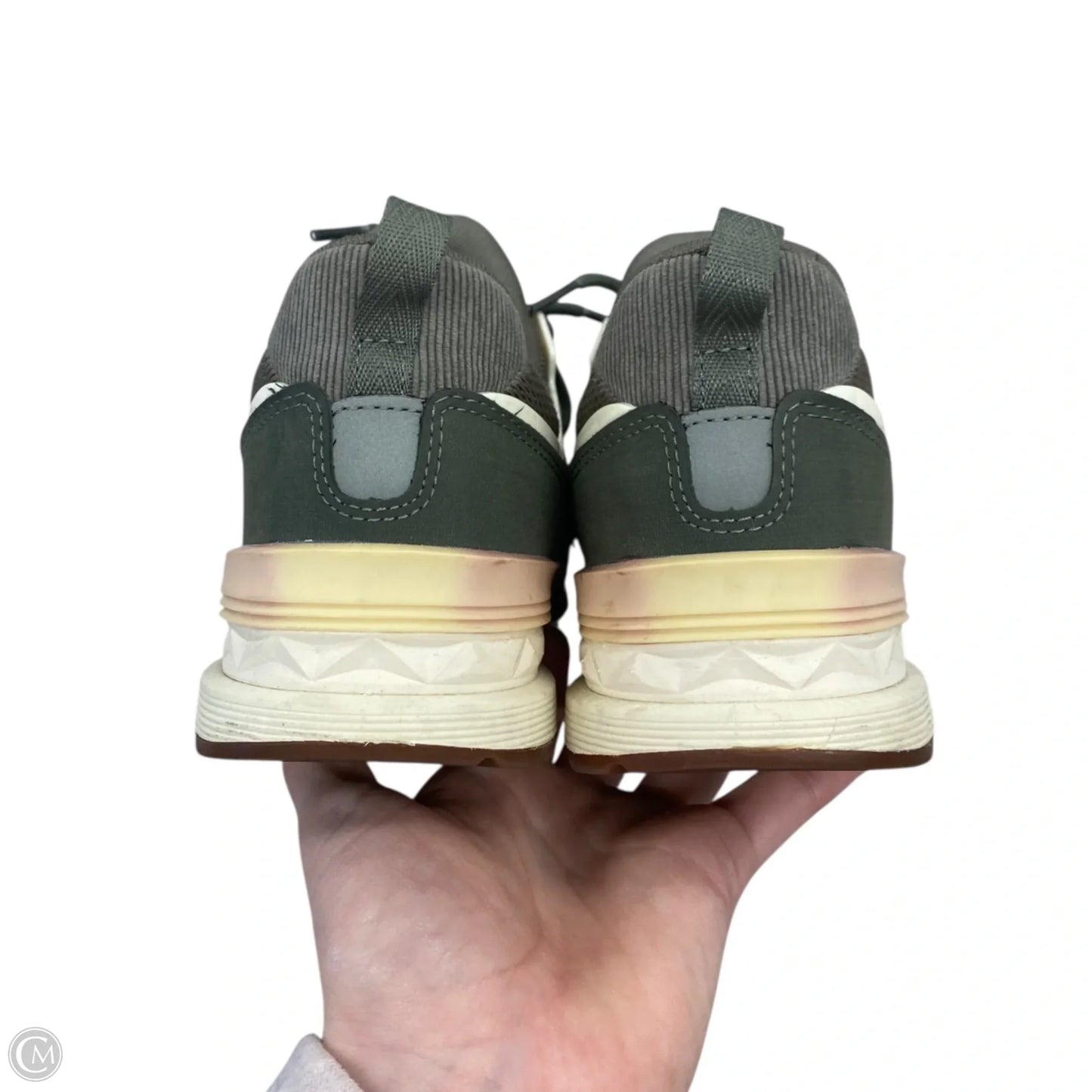 Shoes Sneakers By New Balance In Green, Size: 6
