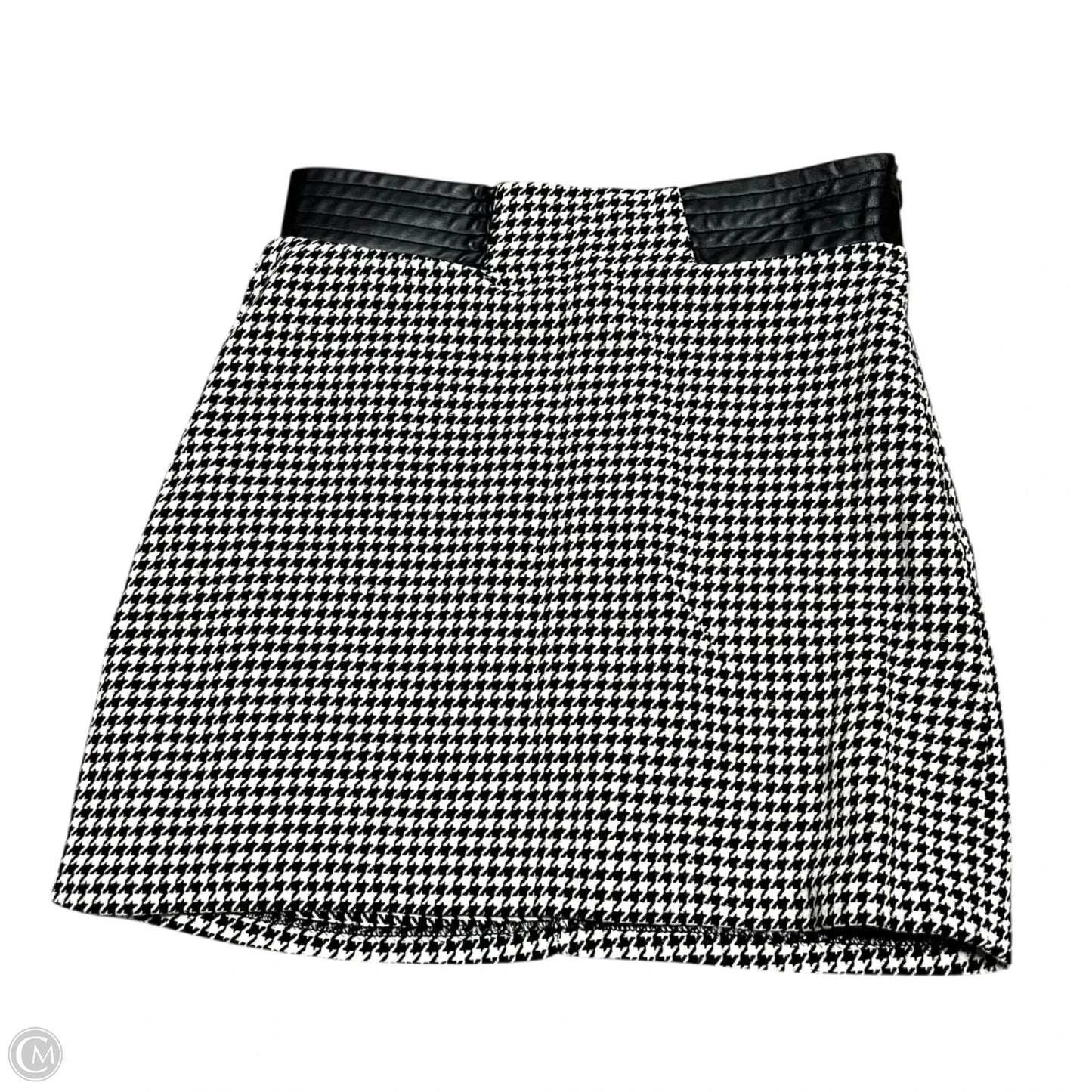 Skirt Mini & Short By Zara In Black & White, Size: 4