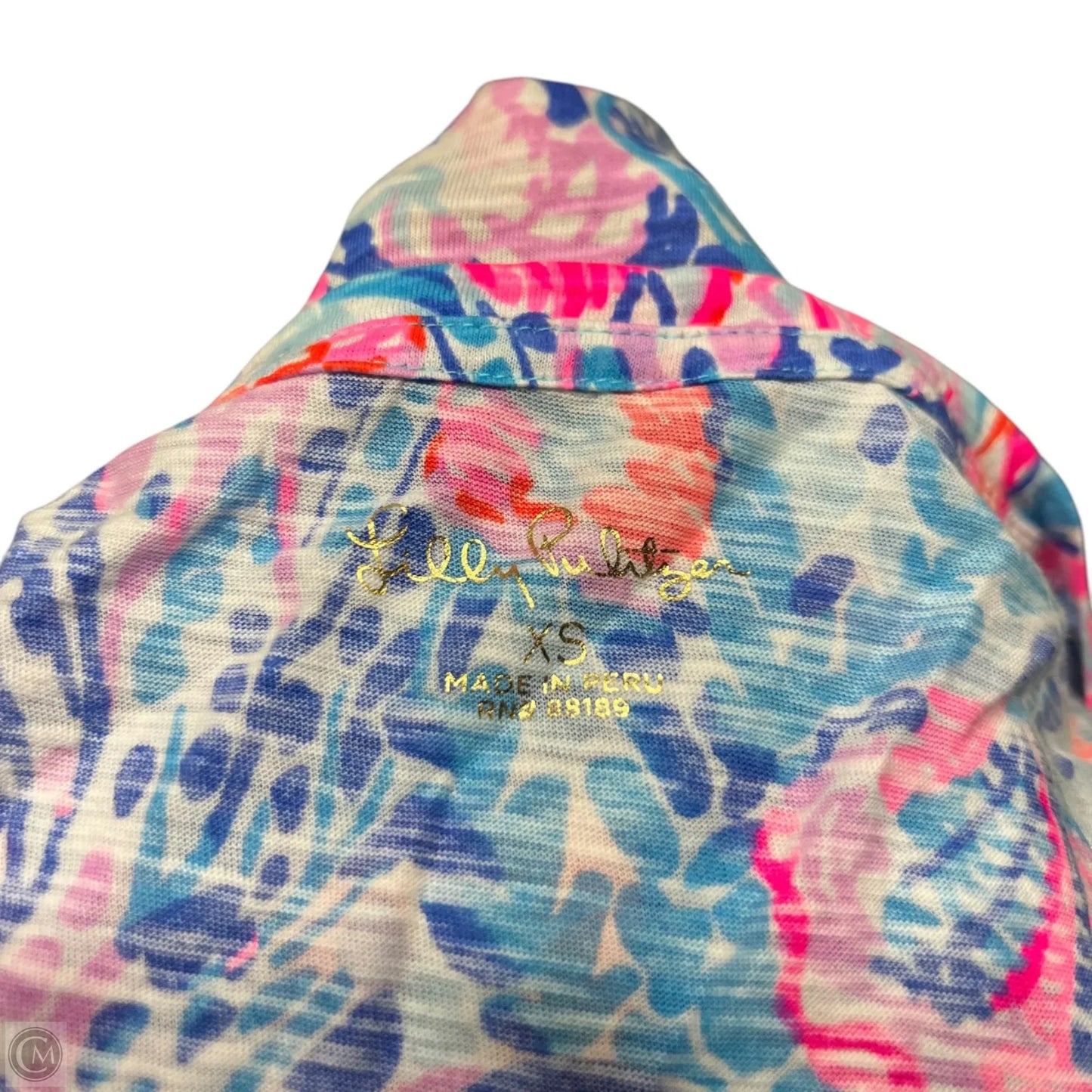 Top Short Sleeve Designer By Lilly Pulitzer In Blue & Pink, Size: Xs