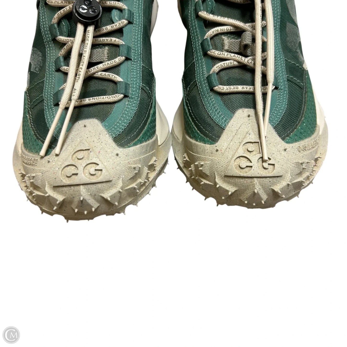 Shoes Sneakers By Nike In Cream & Green, Size: 7