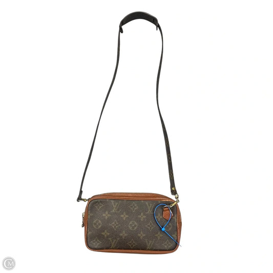 Crossbody Luxury Designer By Louis Vuitton, Size: Medium