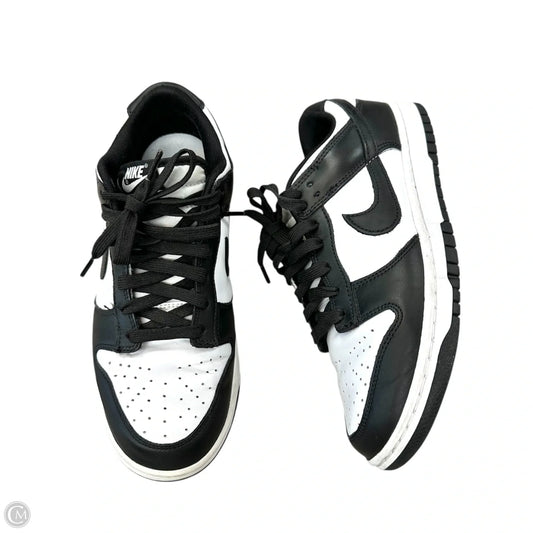 Shoes Sneakers By Nike In Black & White, Size: 8