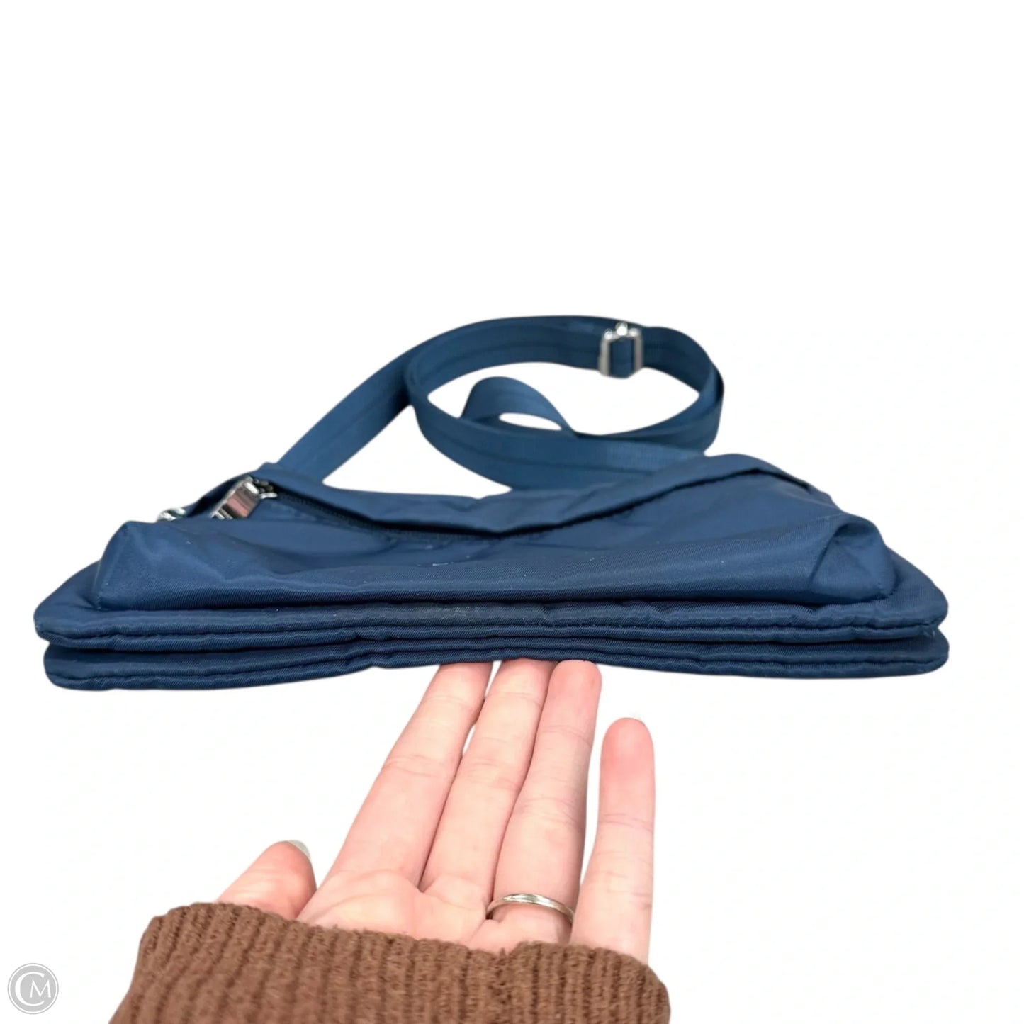 Crossbody By Hedgren, Size: Medium