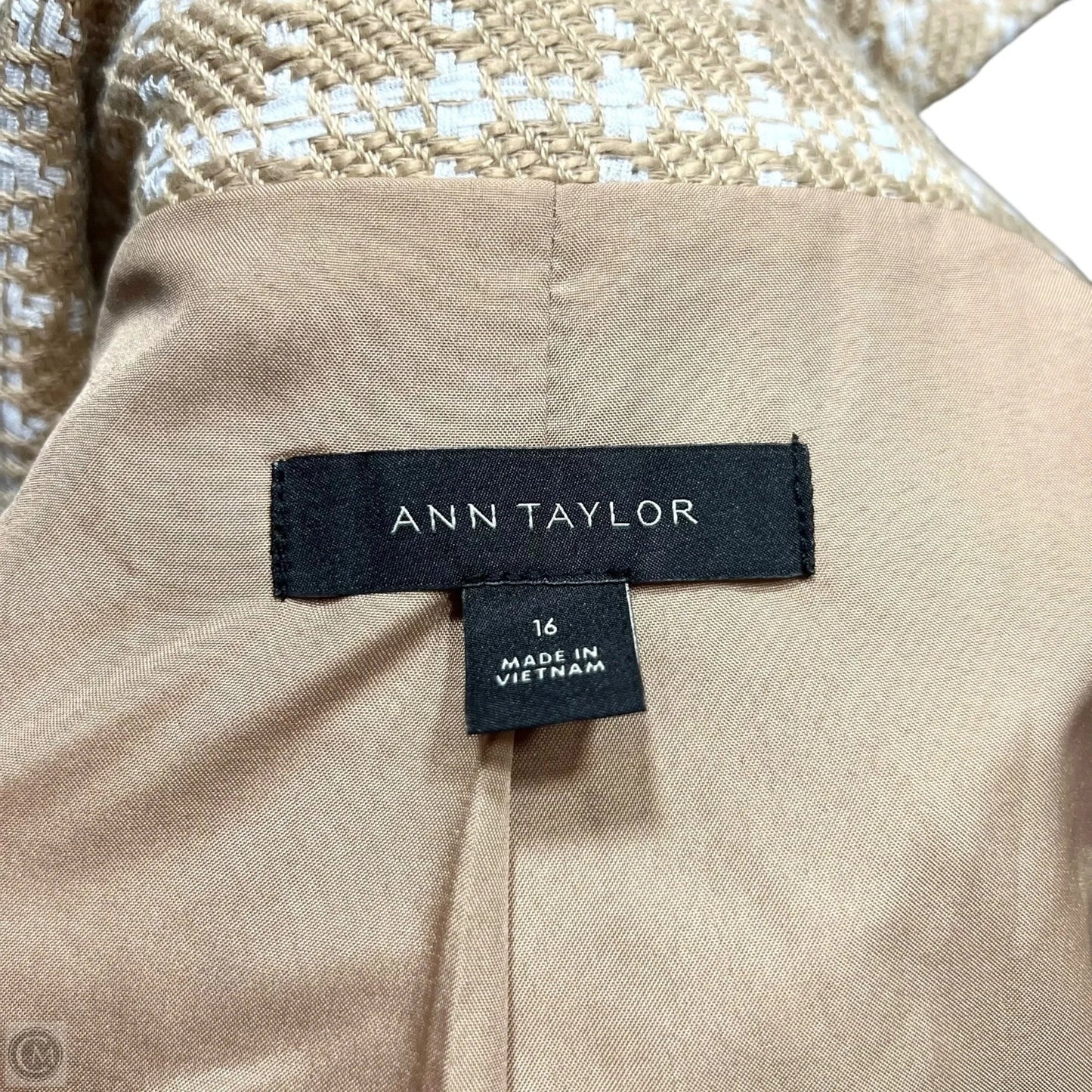 Blazer By Ann Taylor In Tan & White, Size: Xl