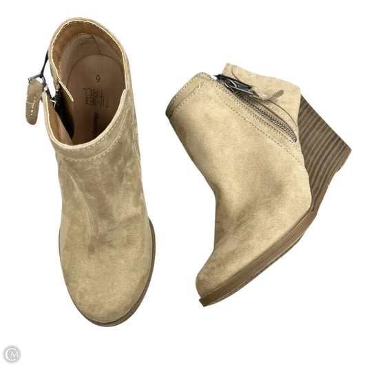 Shoes Heels Wedge By Time And Tru In Tan, Size: 6
